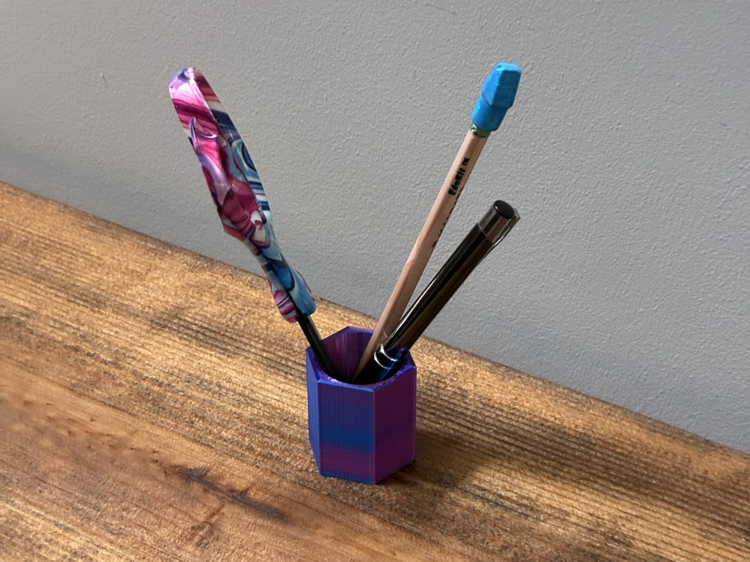 Easy to print pencil holder