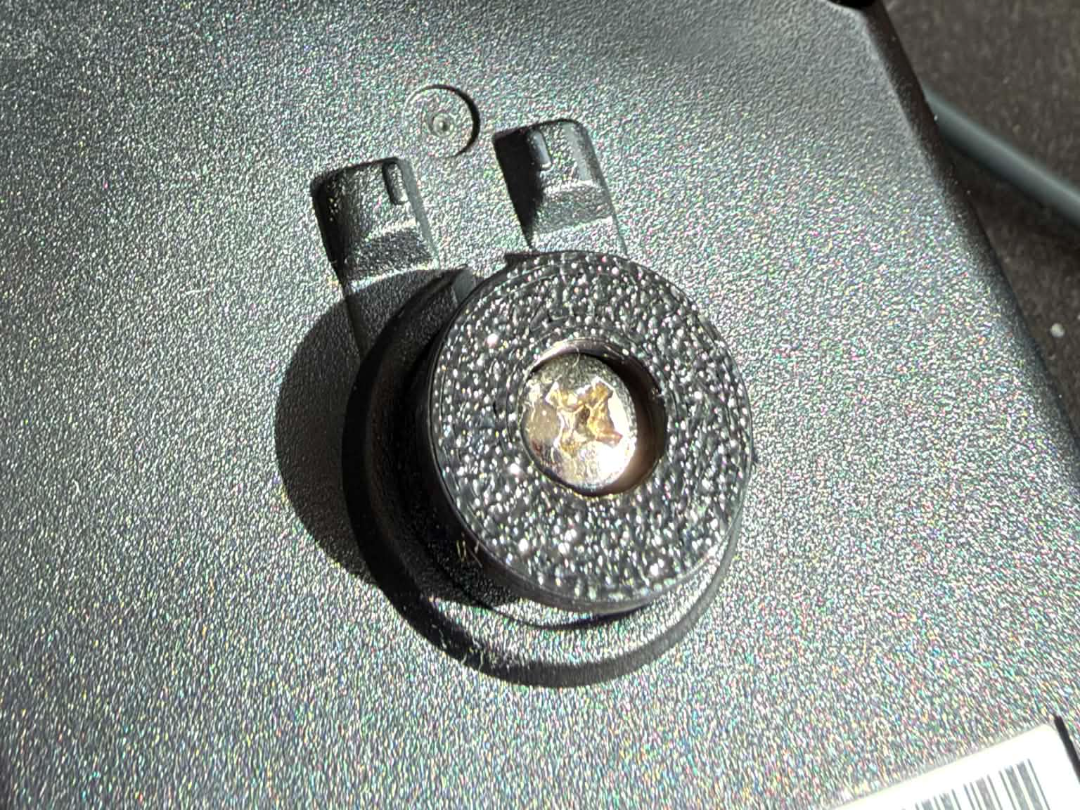 Uniden 3600 Belt clip mount