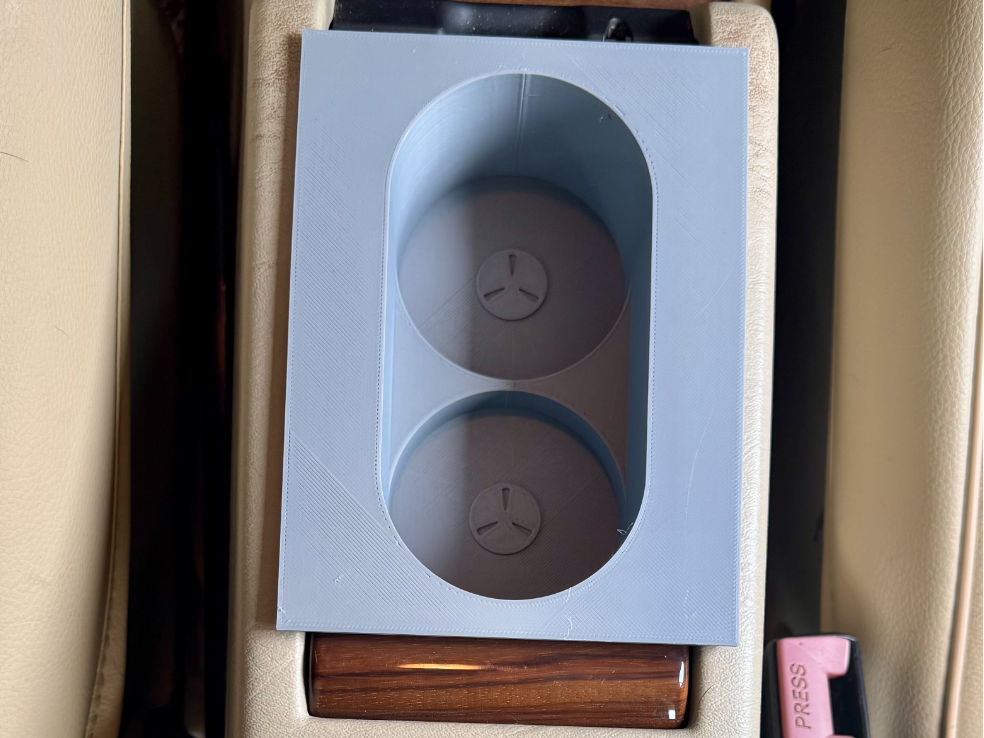Mercedes Benz W126 Cup Holder
