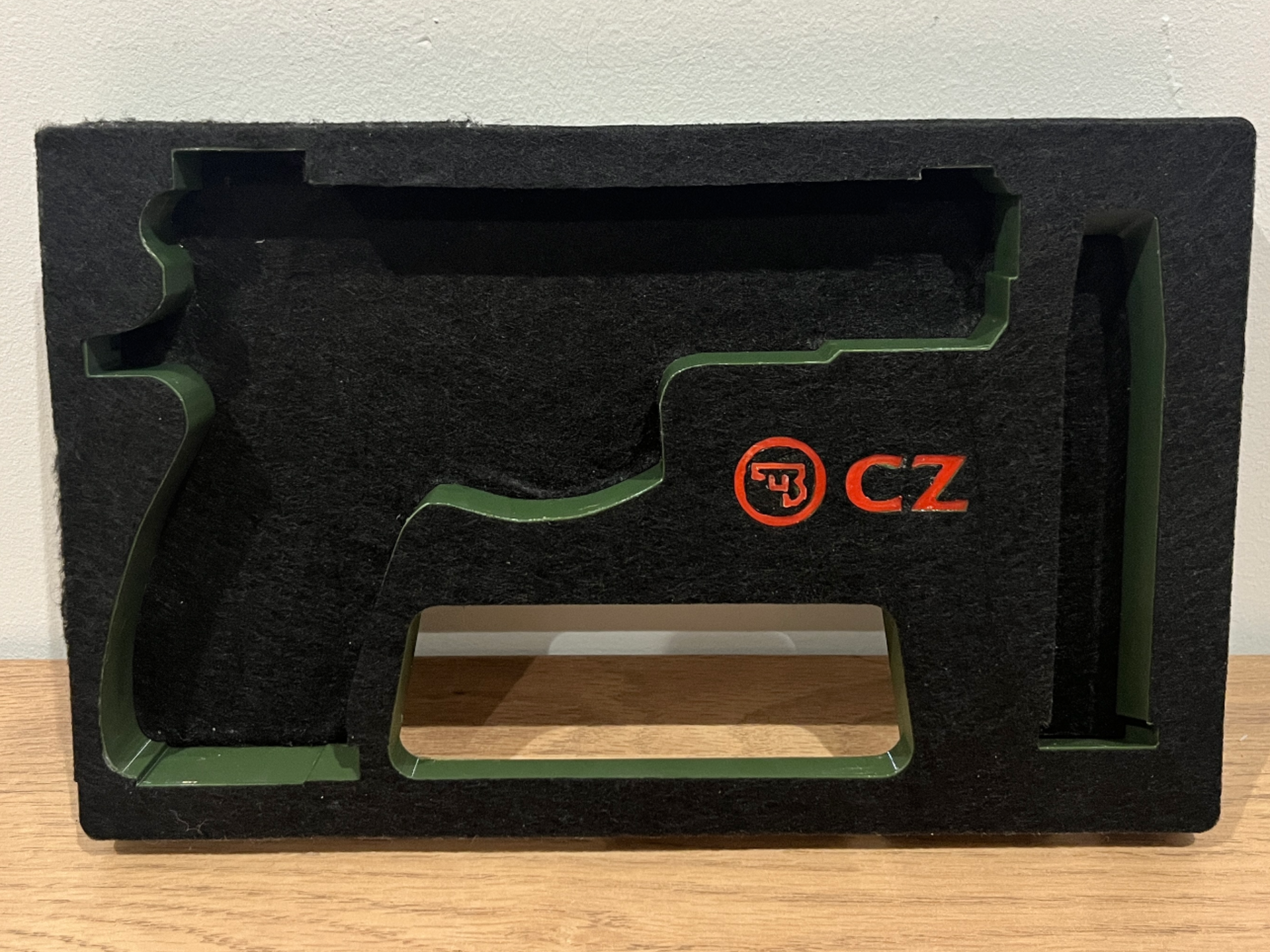 feutrine pour mallette cz85