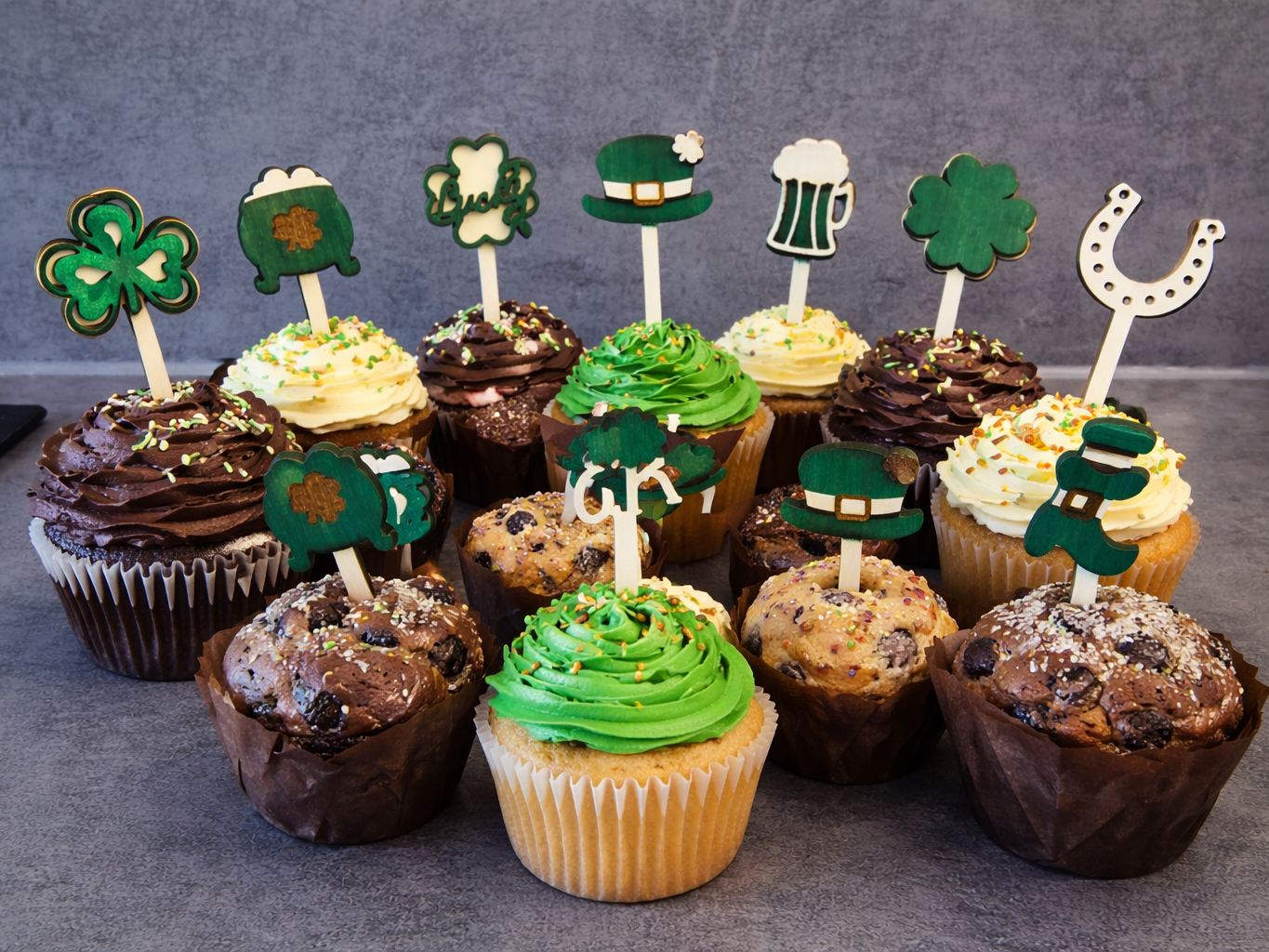St. Patricks Day Toppers 10pcs