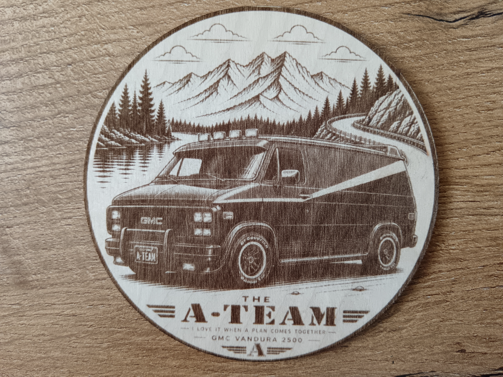A Team - GMC Vandura 2500 - coaster
