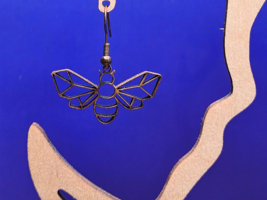 Bee earring