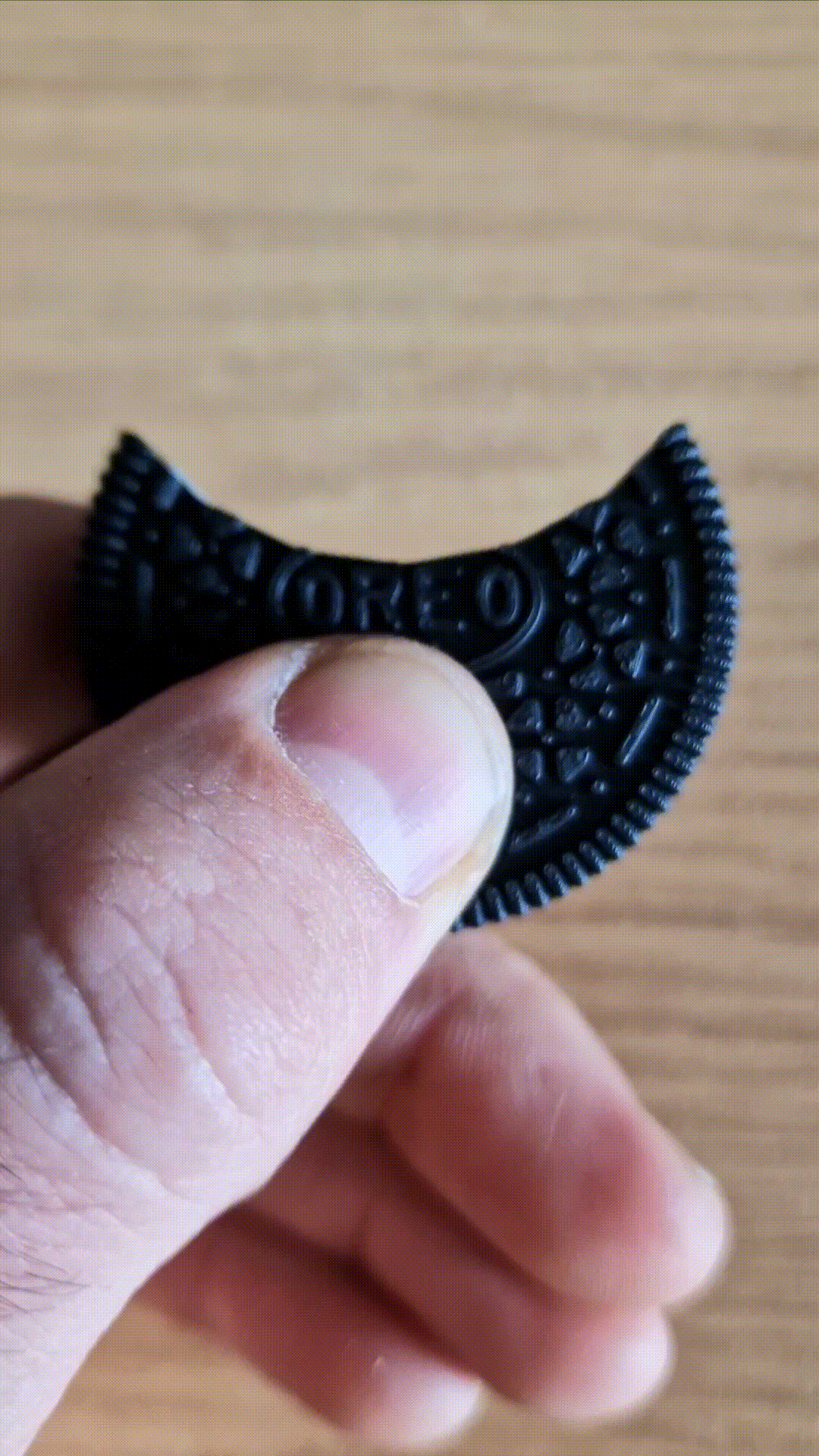 Bite and restore Oreo