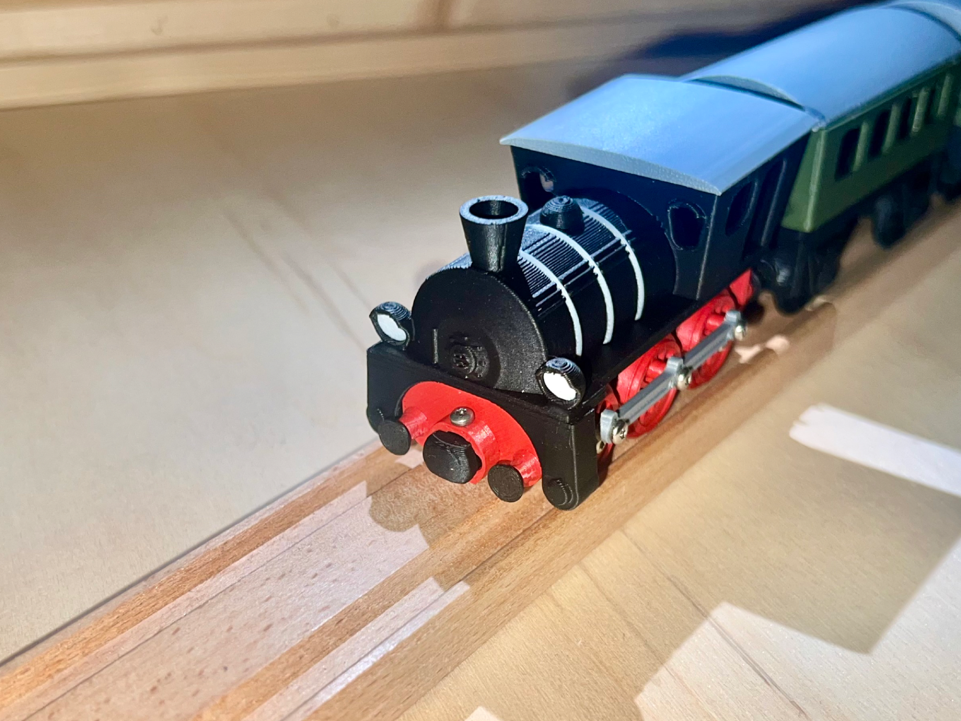 Emma steam locomotive for wooden railways