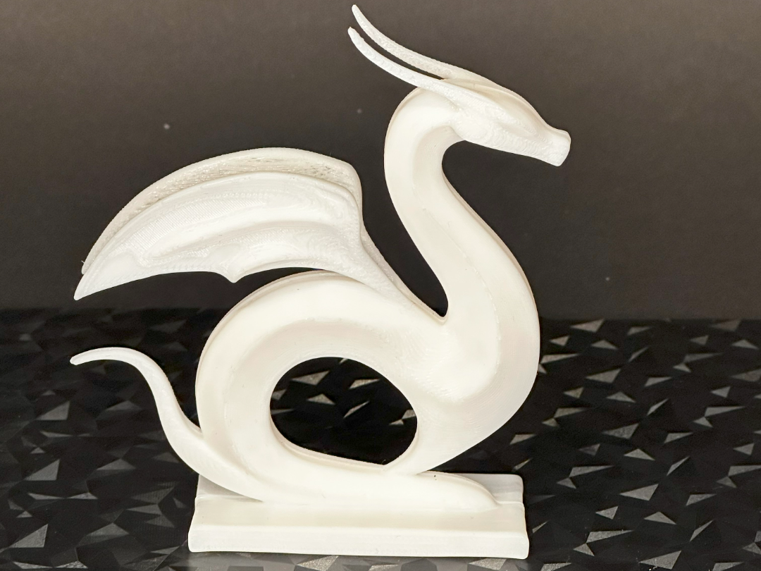 minimalitische Skulptur kleiner Drache