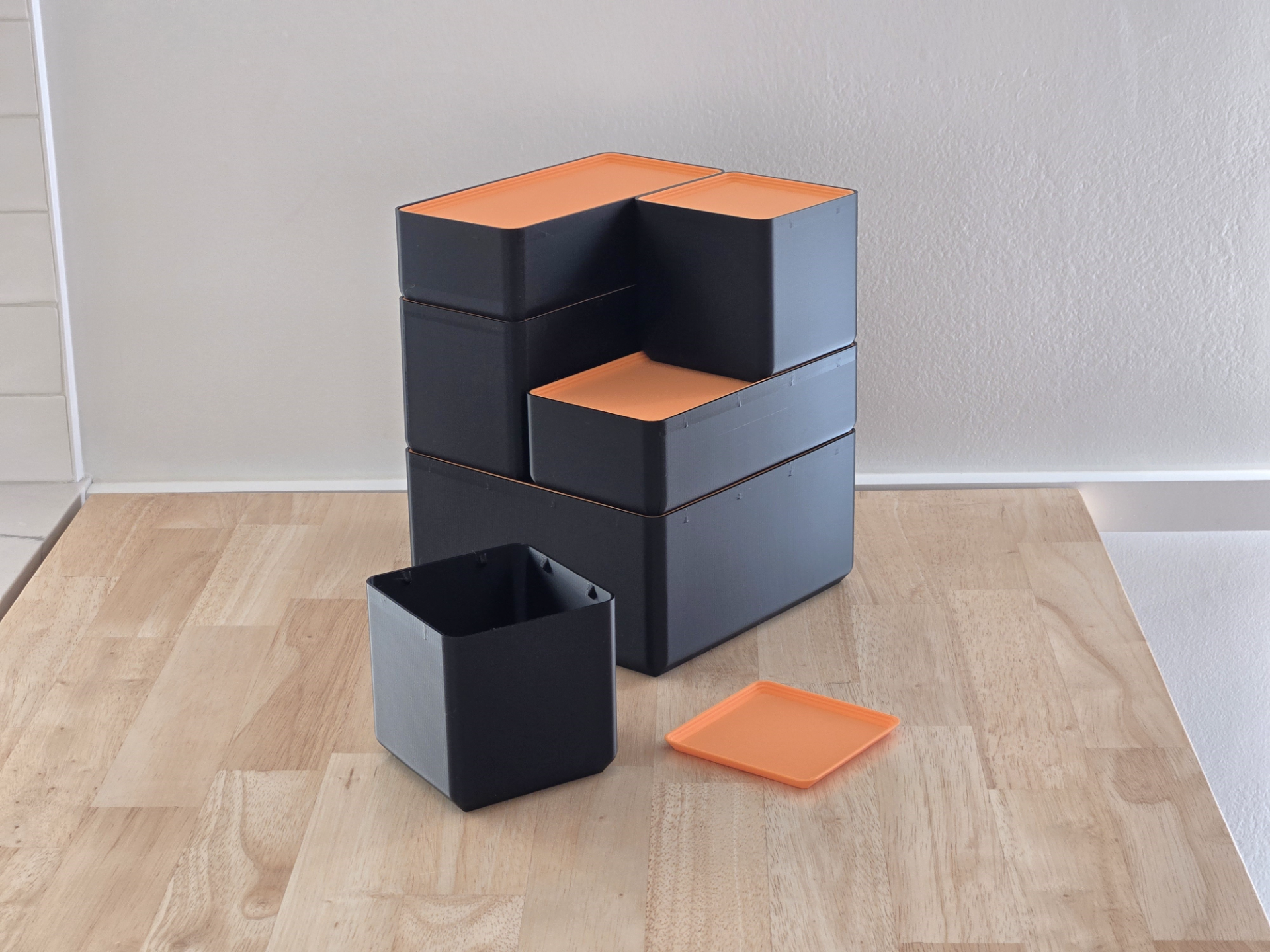 Simple Stackable Boxes/ Storage Bins with Lid v1