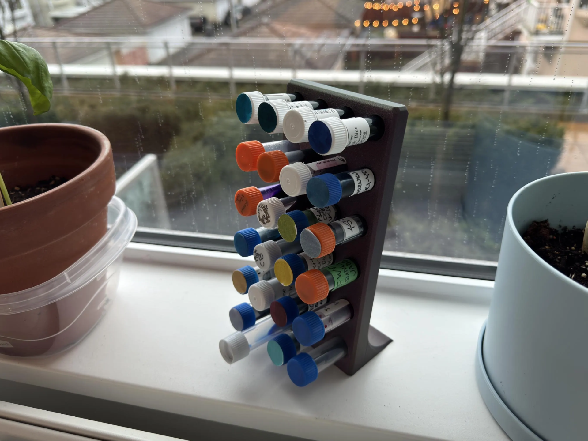 Over Engineered Vertical Sample holder (PIP)