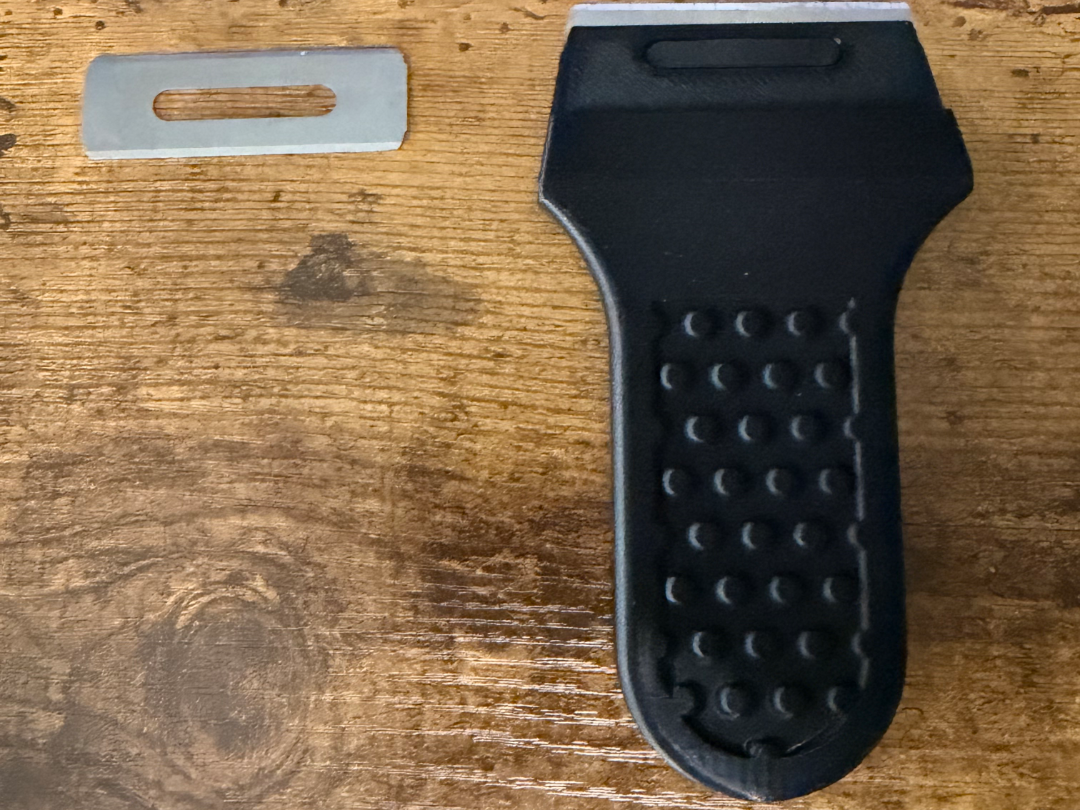 Scraper (Uses Slotted Blades)