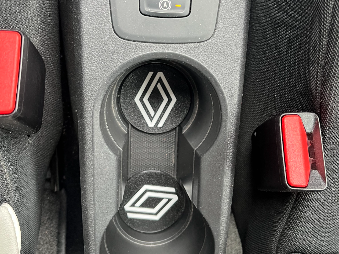 Renault - cup car decor