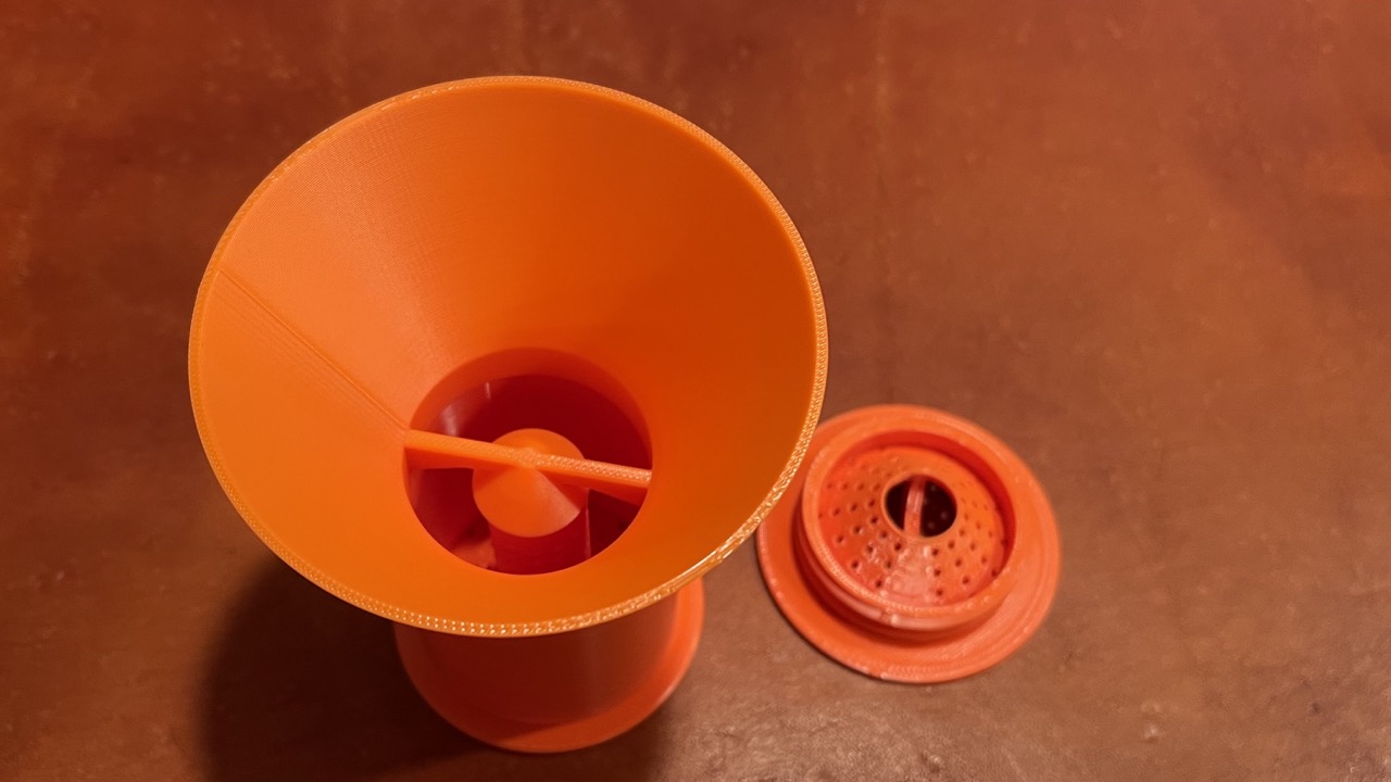 Spool Dessicant Holder - Hollow Core - Funnel