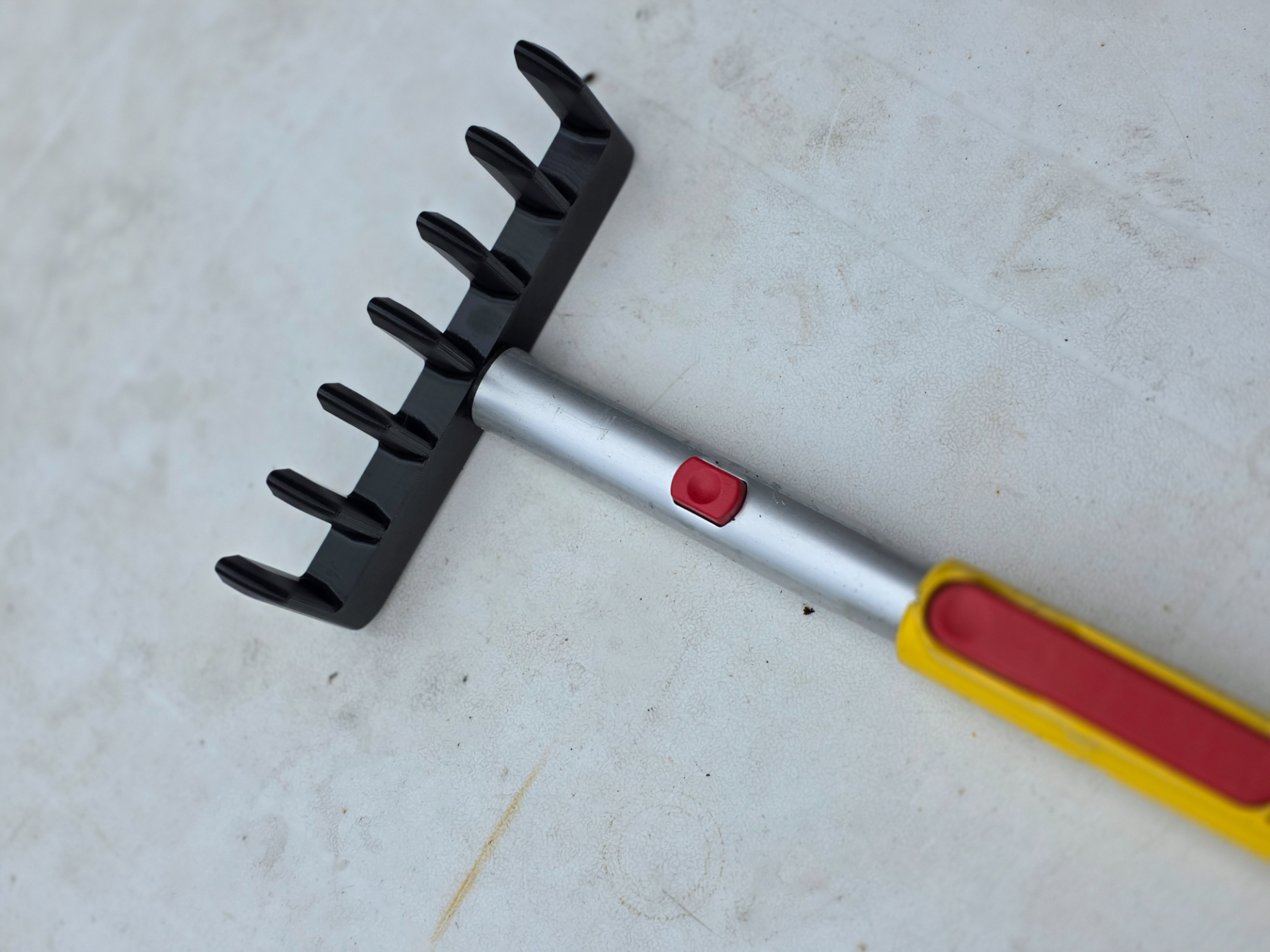 Wolf Garten pond weed rake