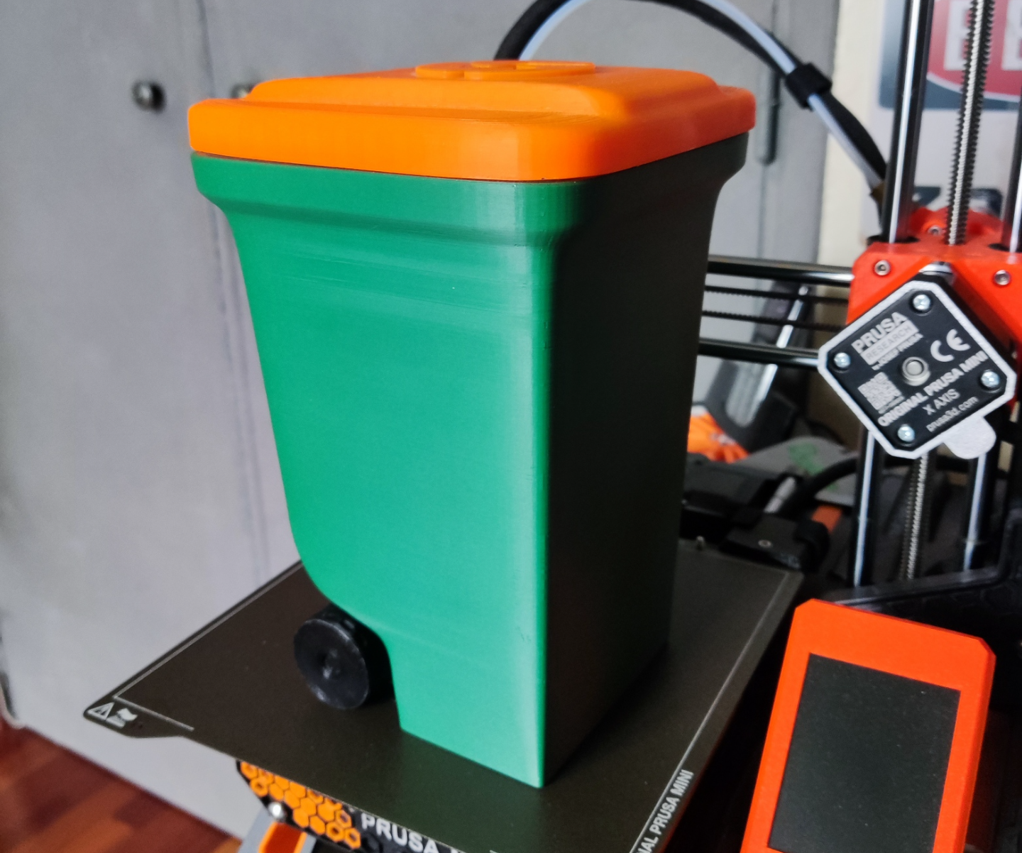 recycling bin