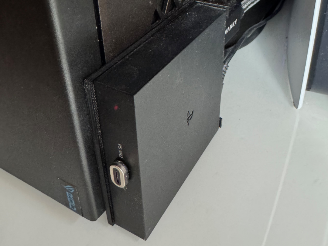 PSVR2 Magnetic PC adapter