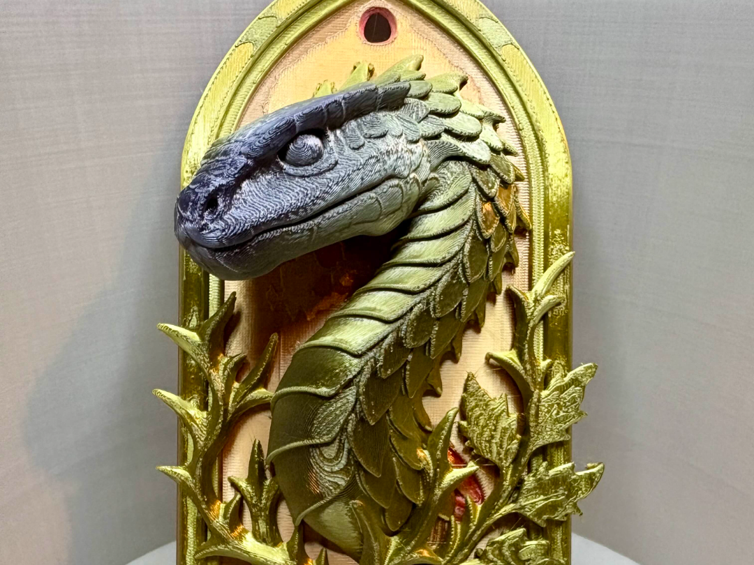 The Thorned Serpent (Wall mount)