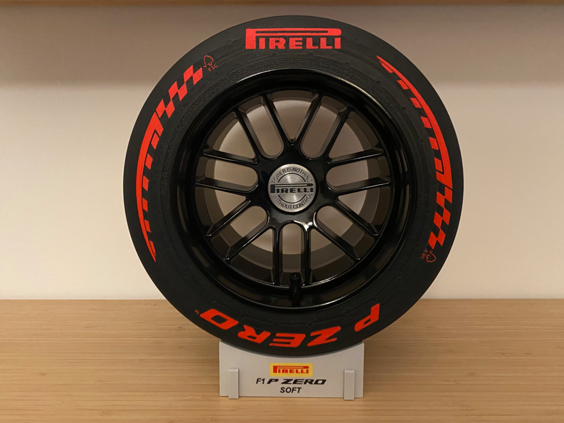 F1 Pole Position Trophy 2026 (plus 2025 version)