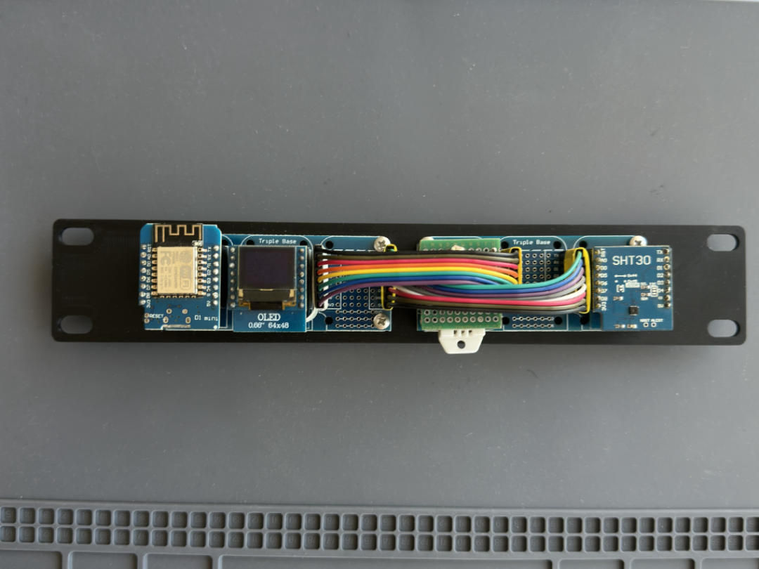 10" Server rack 1U panel - D1 Mini ESP8266