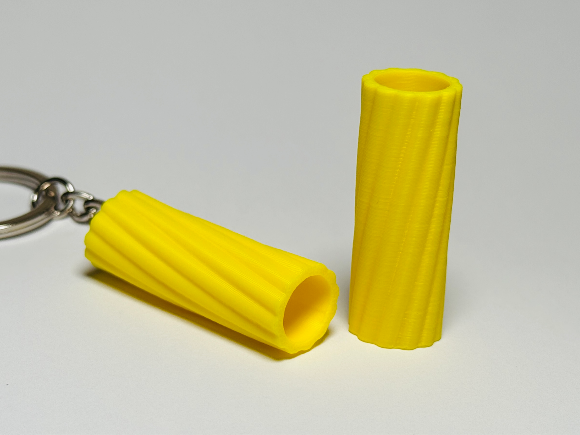 "Tortiglioni" Pasta Keychain