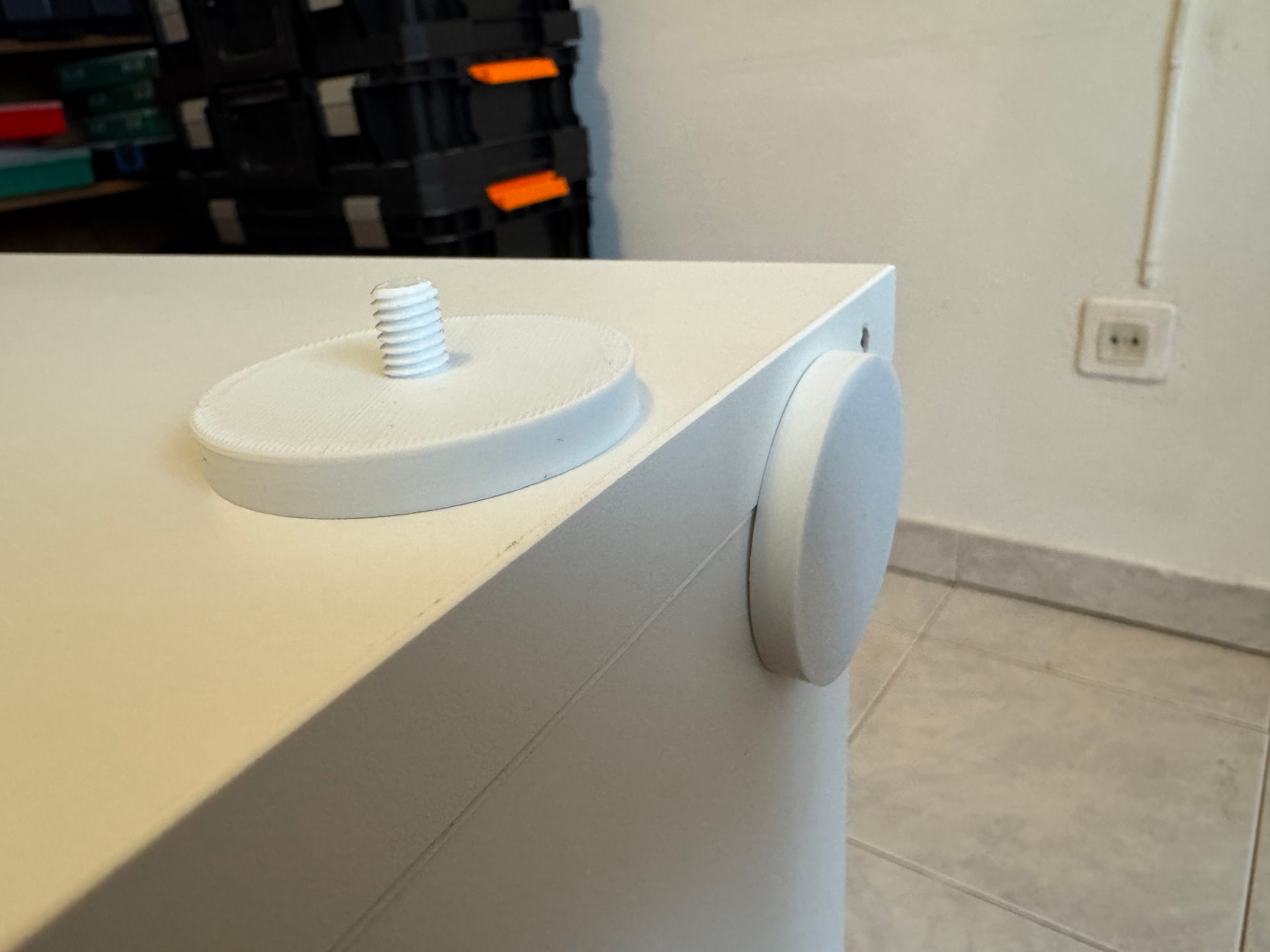 M8 adjustable legs for IKEA Platsa shelf system