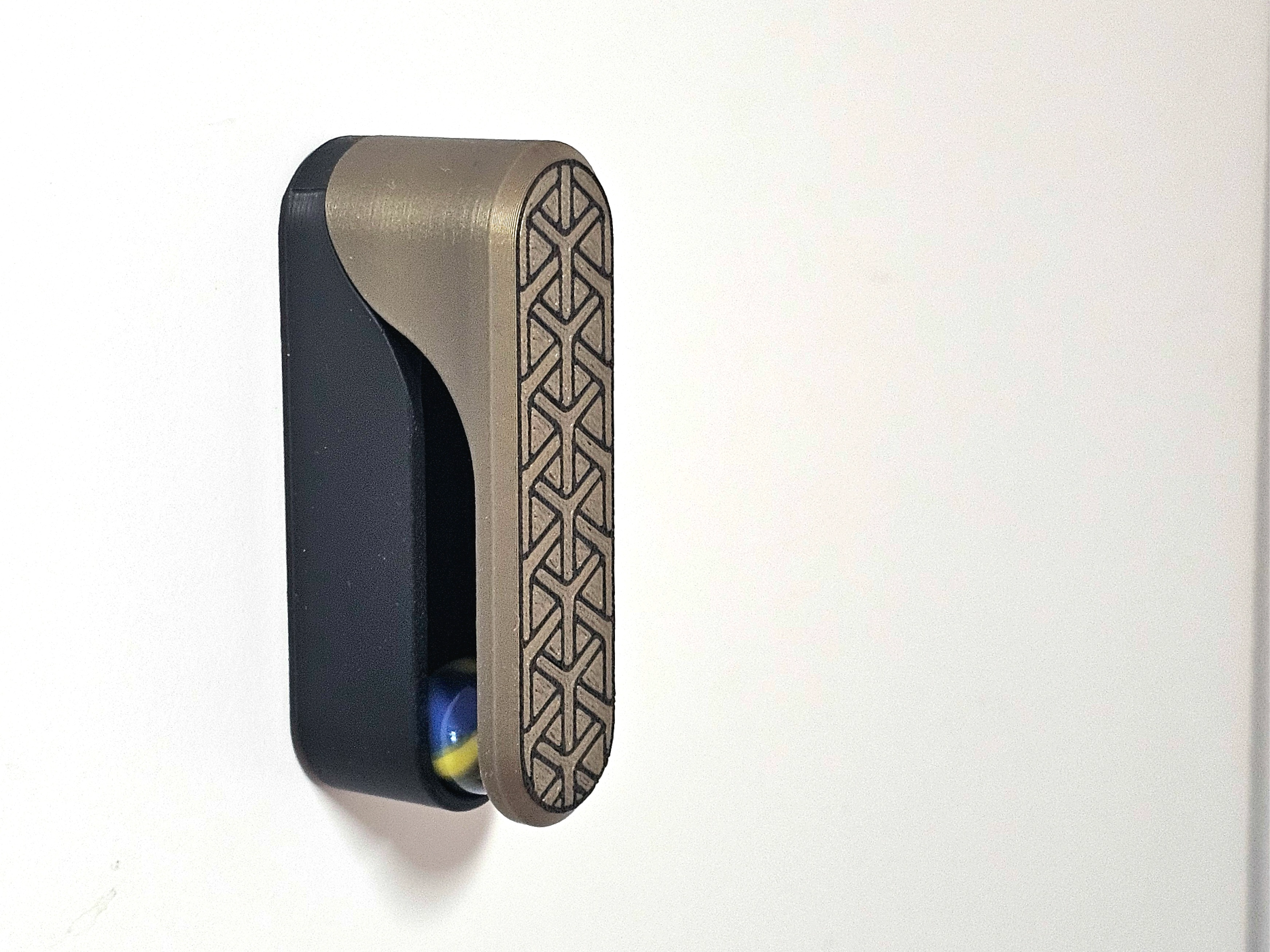 Gravity Towel Hook