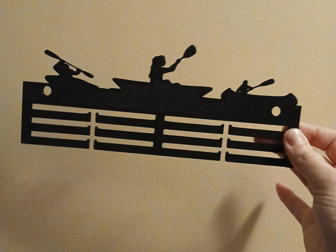 Kayak–canoe medal holder