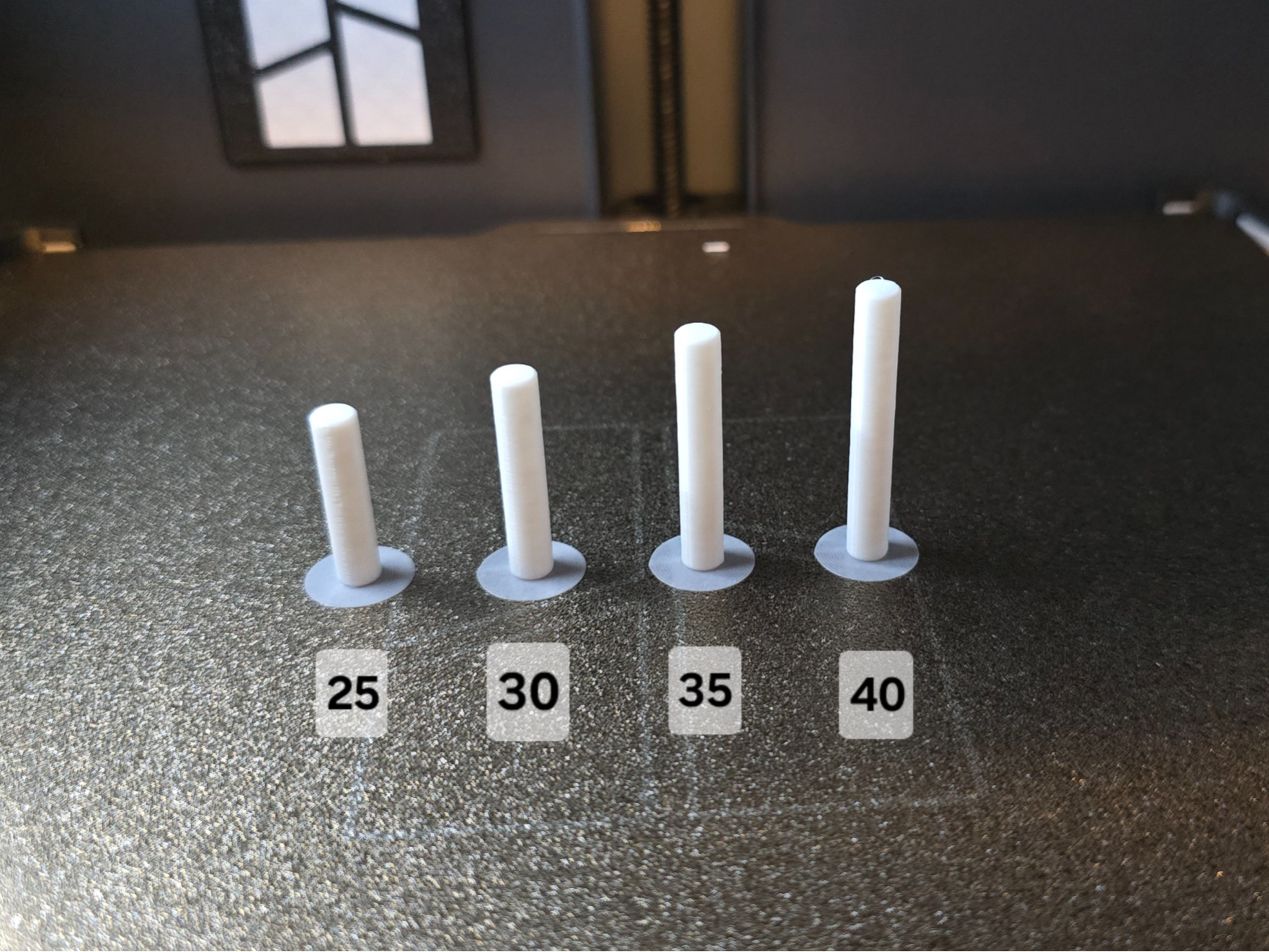 Dübel Ø 6 x 25 bis 40 mm Nach DIN 68150
