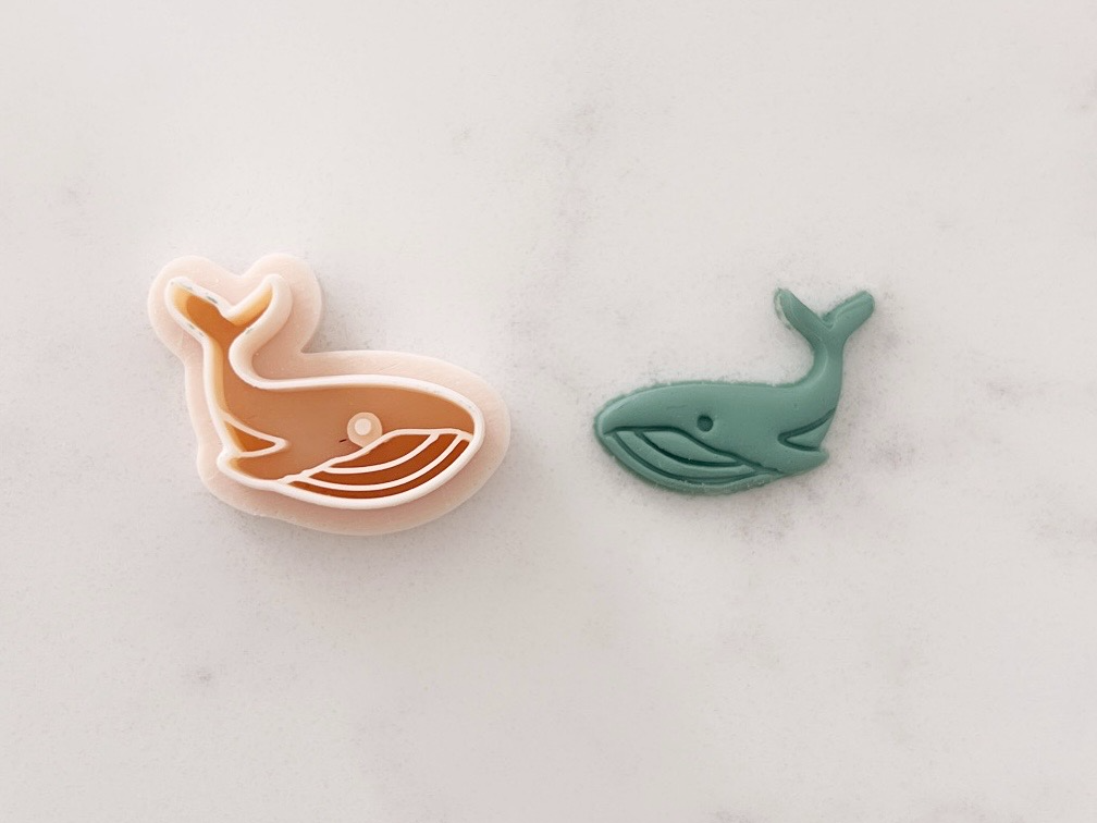 Whale (Mirrored) polymer clay cutter
