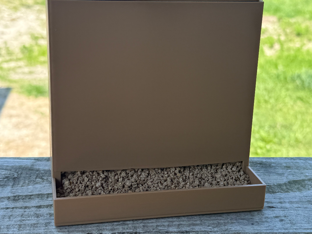 Quail or chick automatic trough feeder