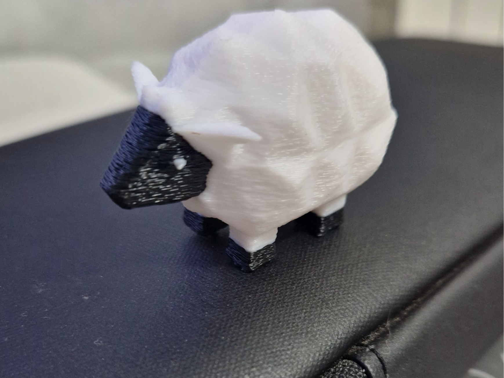 pecora 3d multicolore