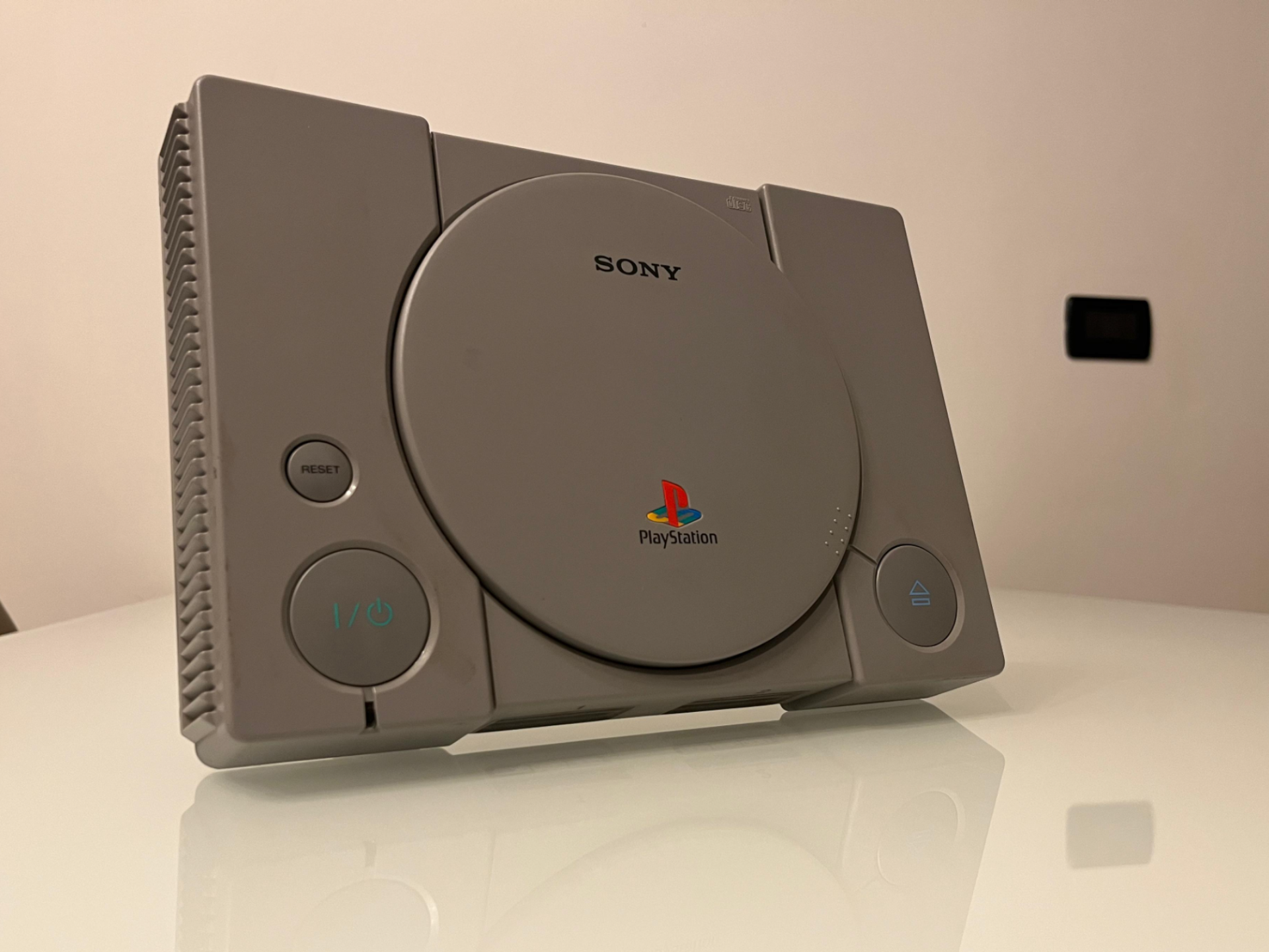 Simple PlayStation 1 Stand
