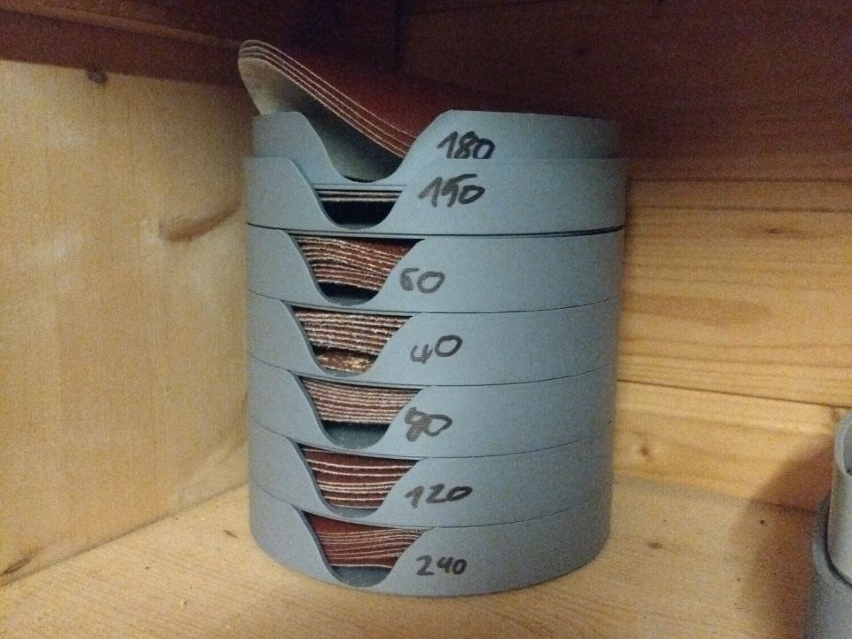 Round Sanding Paper Holder