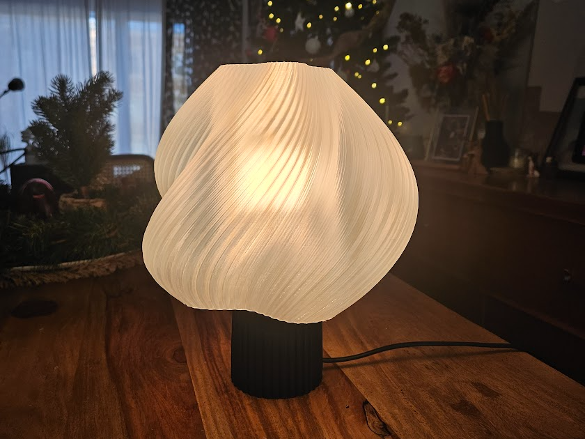 ISKREM LAMP REMIX