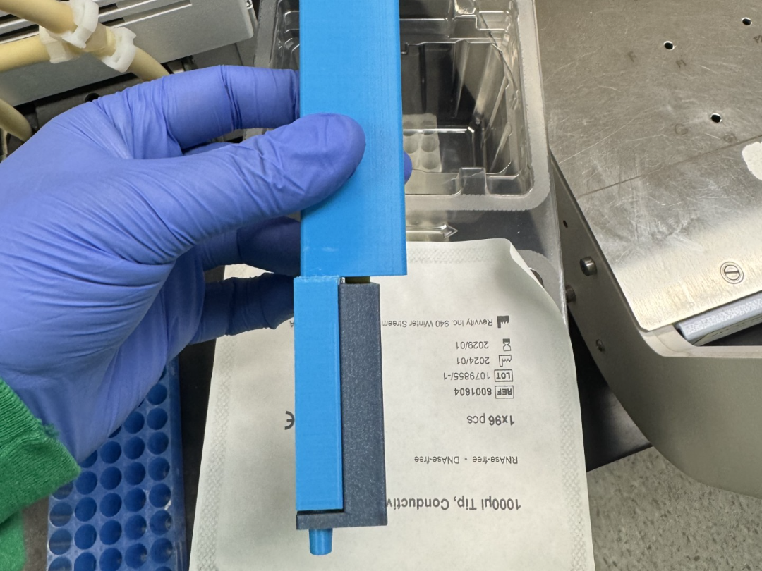 Pipette TIp Mover