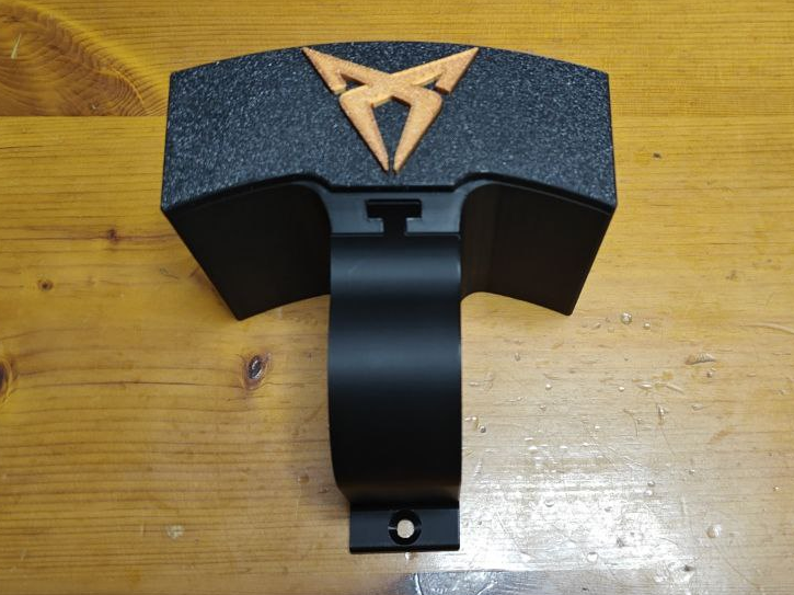 Cupra Mennekes connector and cable holder