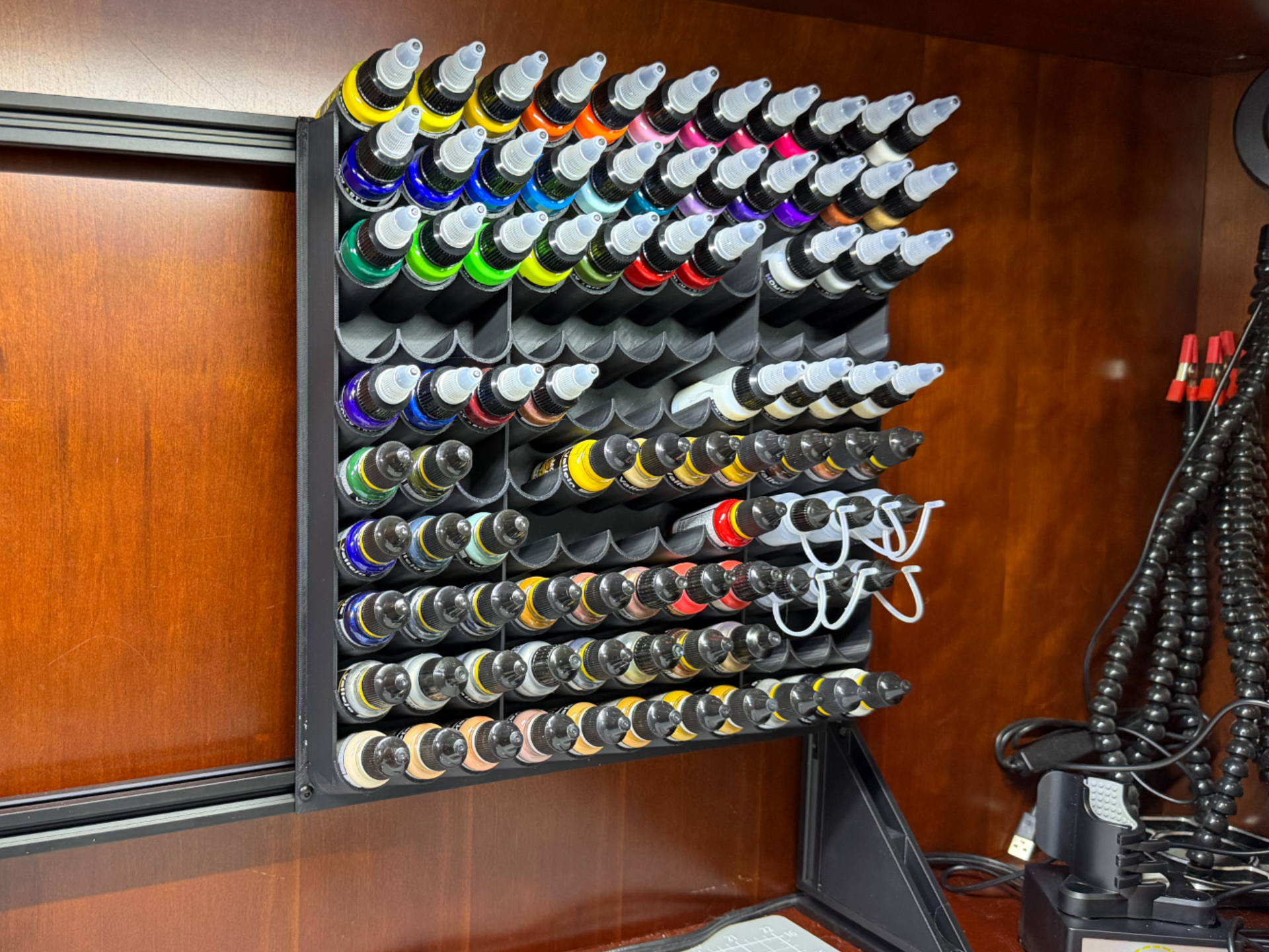 110-28mm/64-33mm Paint Holder/Rack Vallejo Citadel