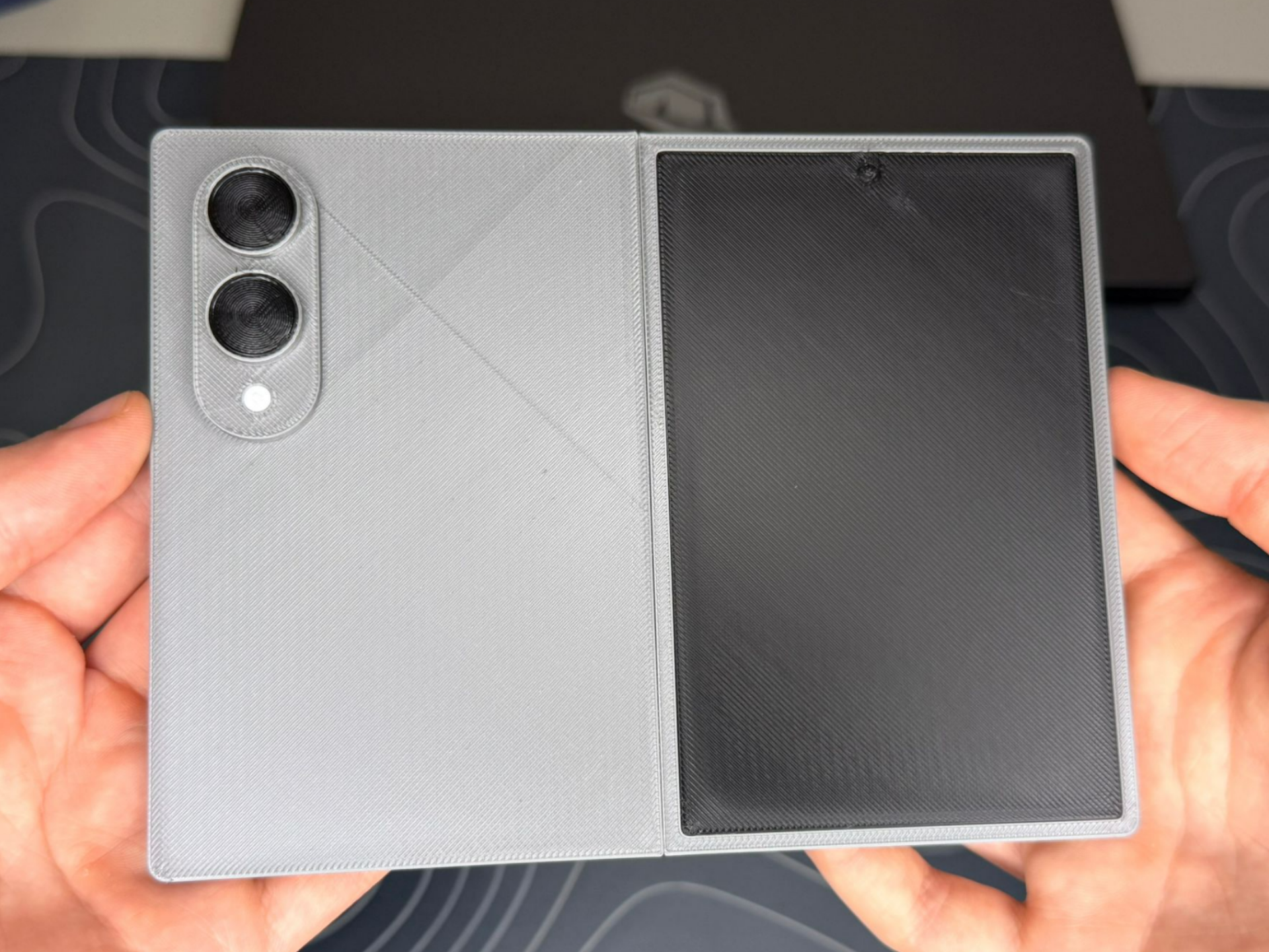 Samsung Galaxy Z Fold 8 Wide Early 3D Model