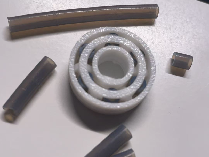 特氟龙管滚珠608轴承