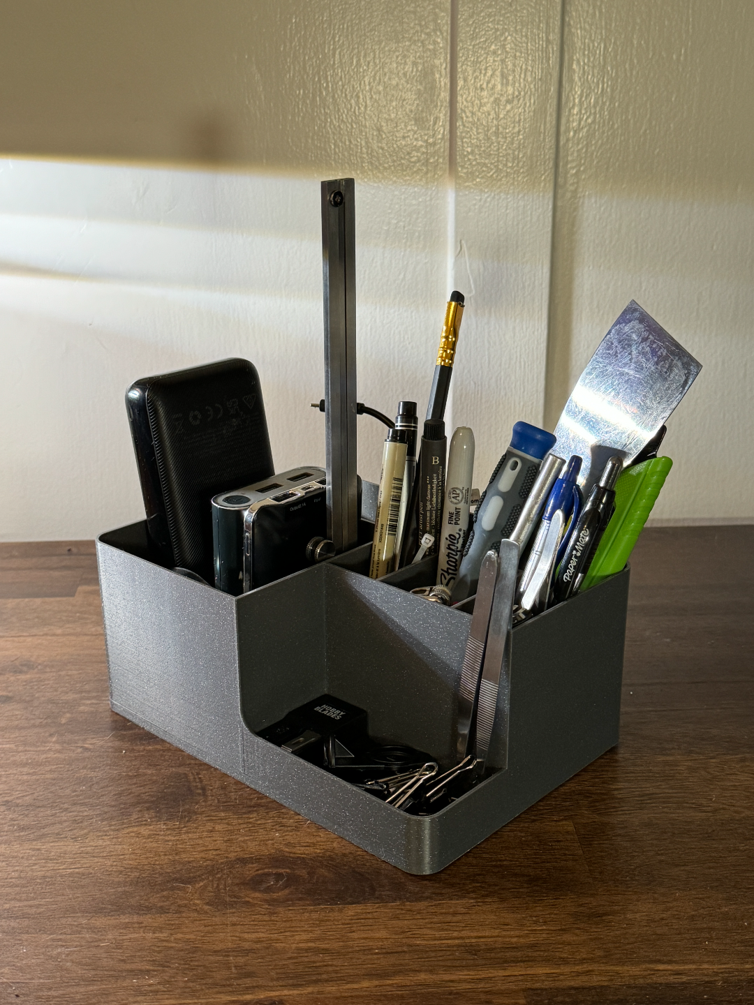 Simple Desktop Organizer