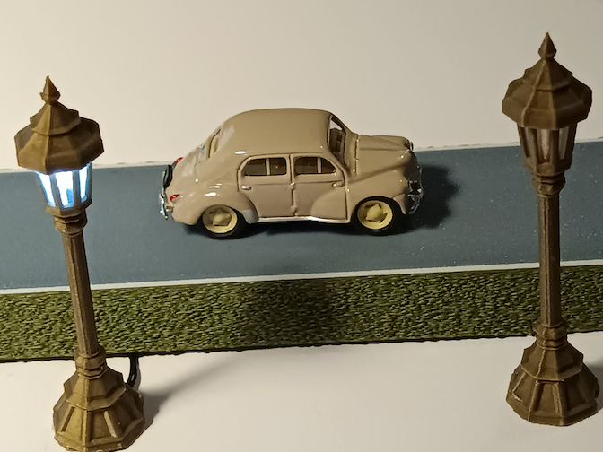 MrJ Old Street Lamp HO Scale - Requires 0.2mm