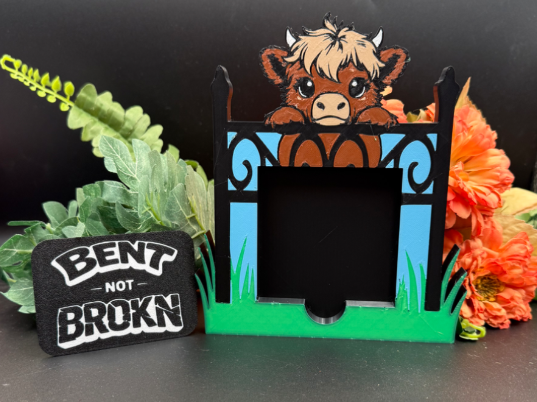 Baby Highland Cow Sticky Note Holder