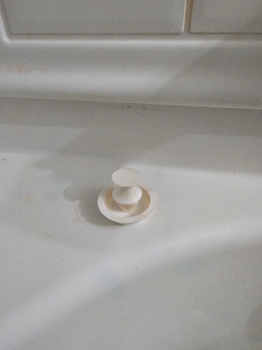 Bath tub plug