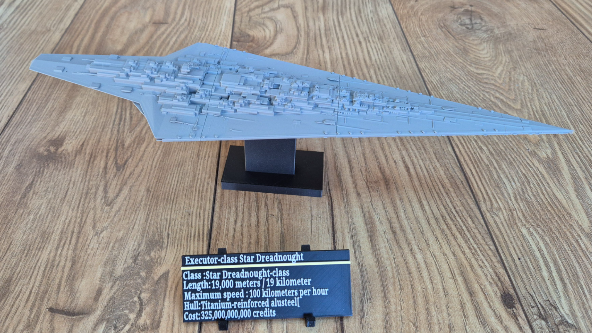 Star Wars super star destroyer.