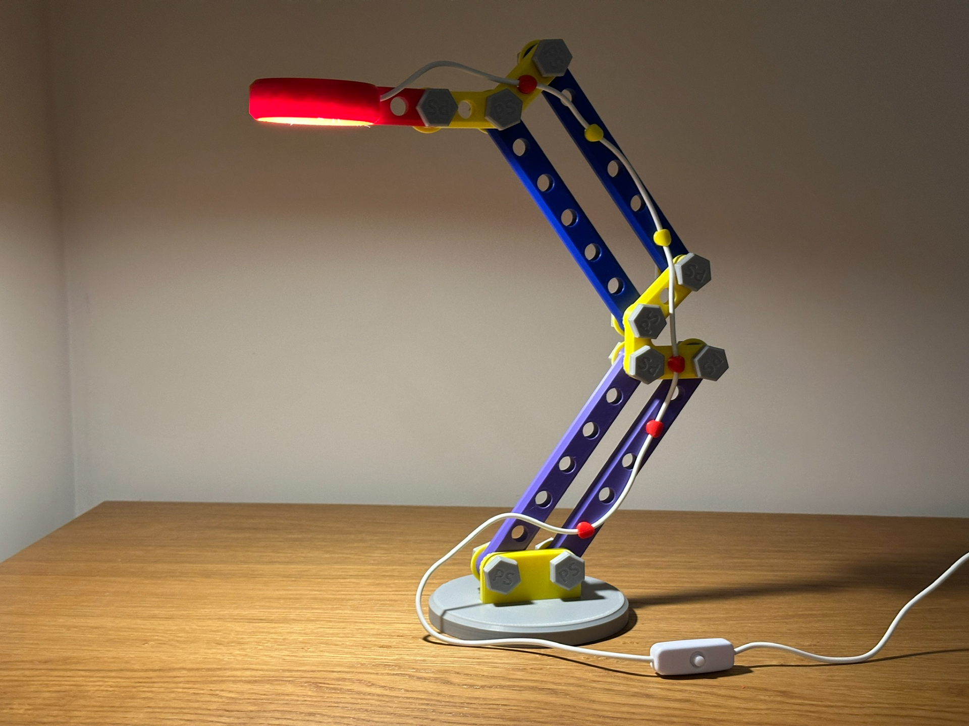 Construction Toy Inspired Lamp - Meccano Style v2