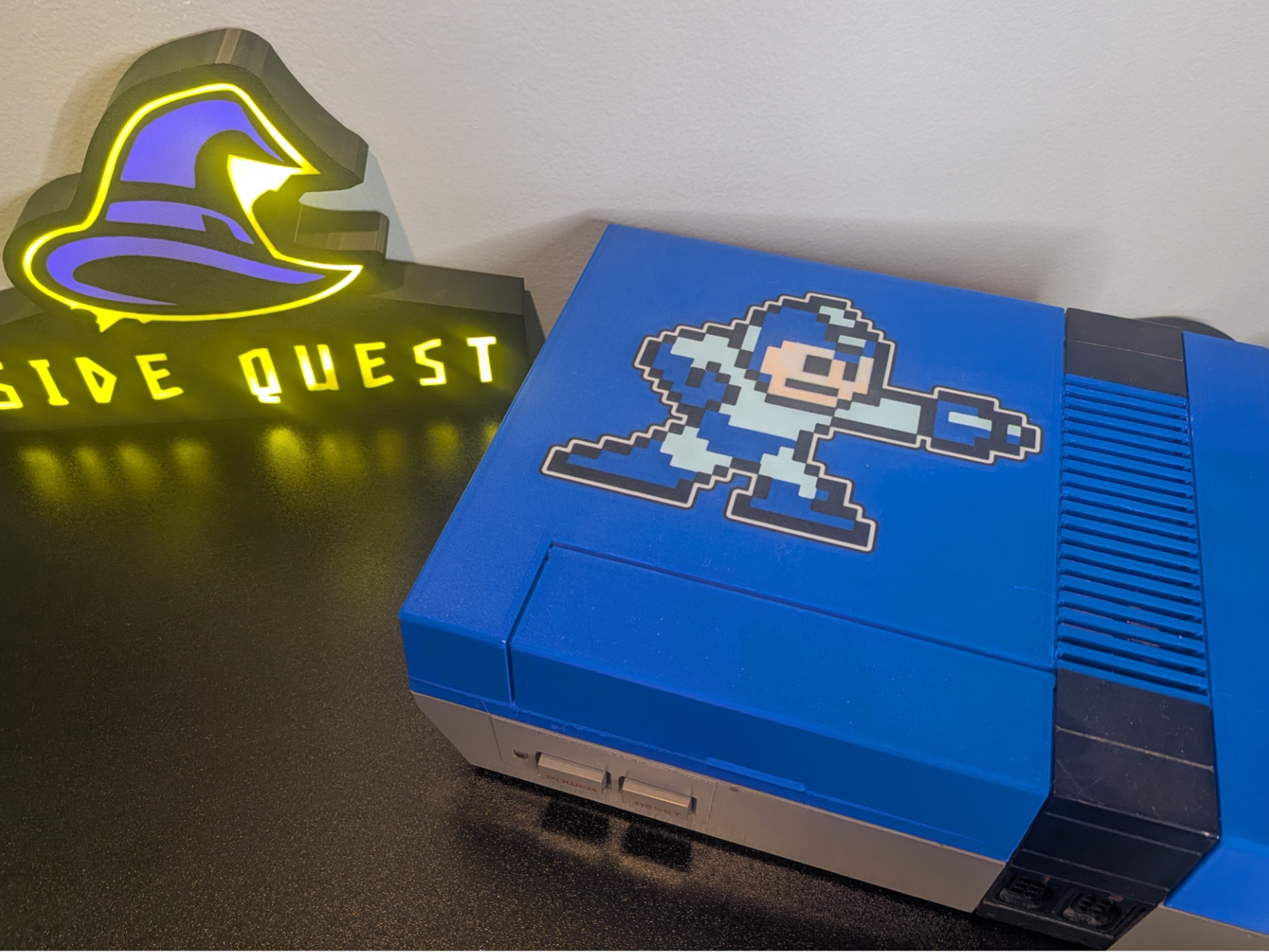 NES-001 Megaman Top Shell