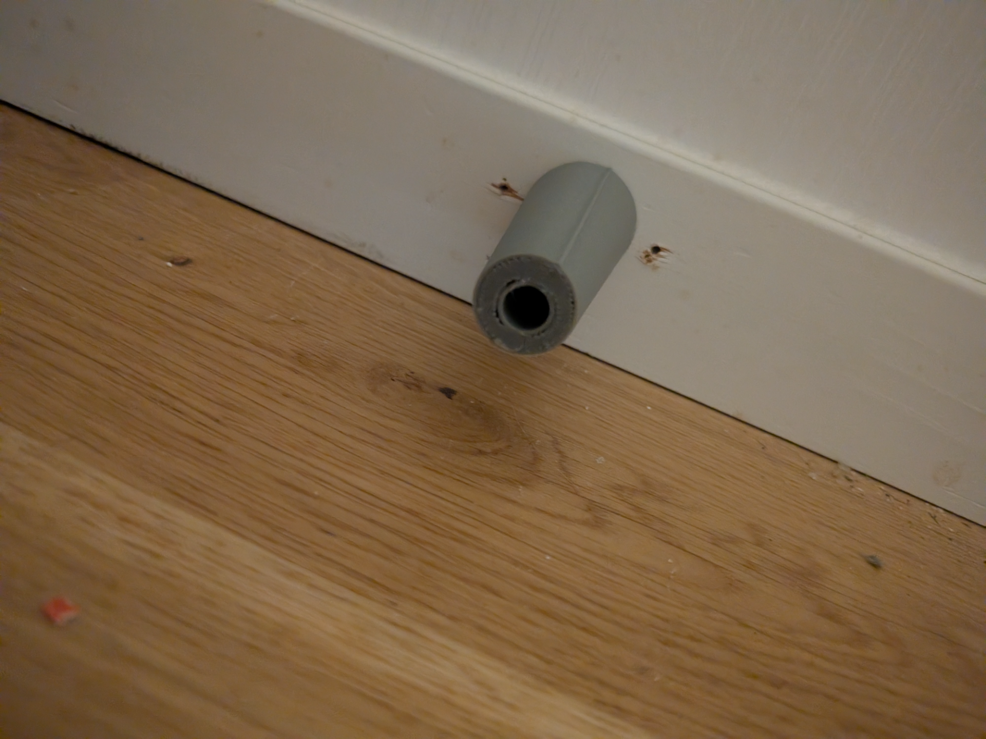 No child! Doorstopper