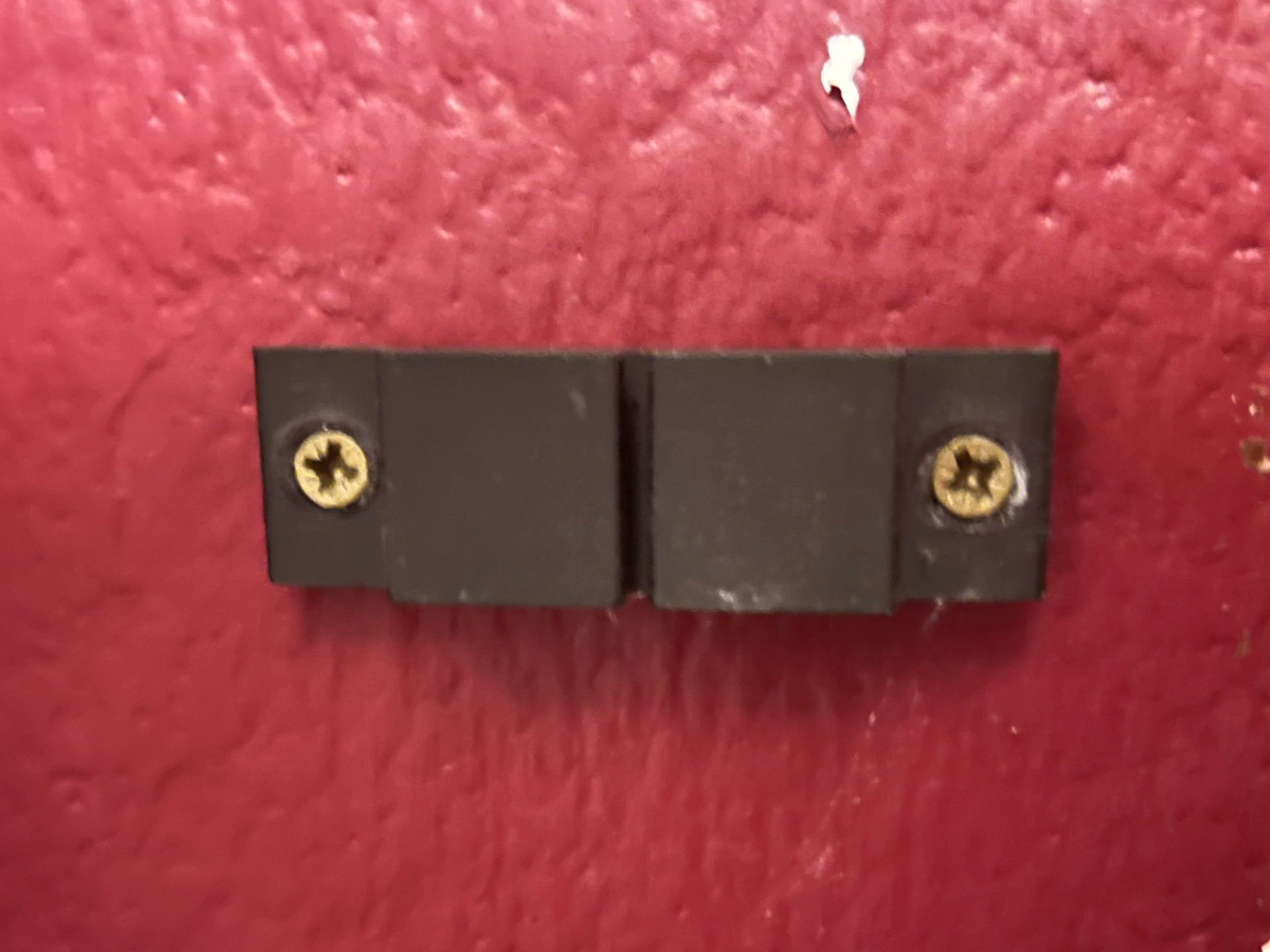 Shark Vac Wall Mount