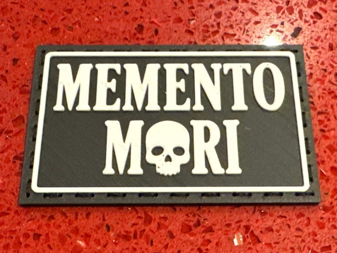PARCHE MEMENTO MORI