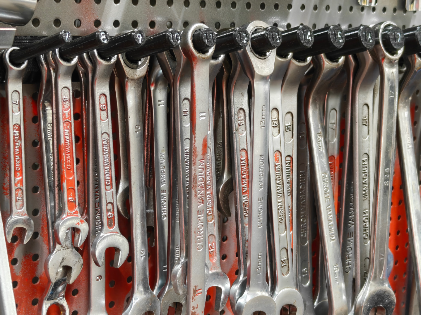 Pegboard Spanner Wrench Holder (Wall Mount)