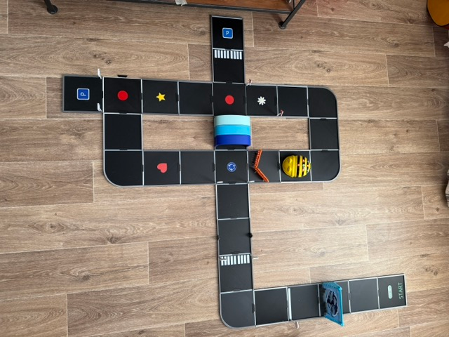 BeeBot and BlueBoot Game