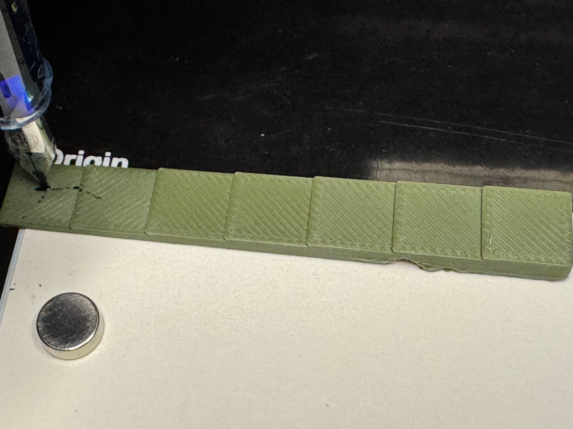 Pen height calibrator for pen plotter